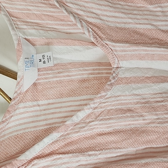 Tank - Picture 2 of 4